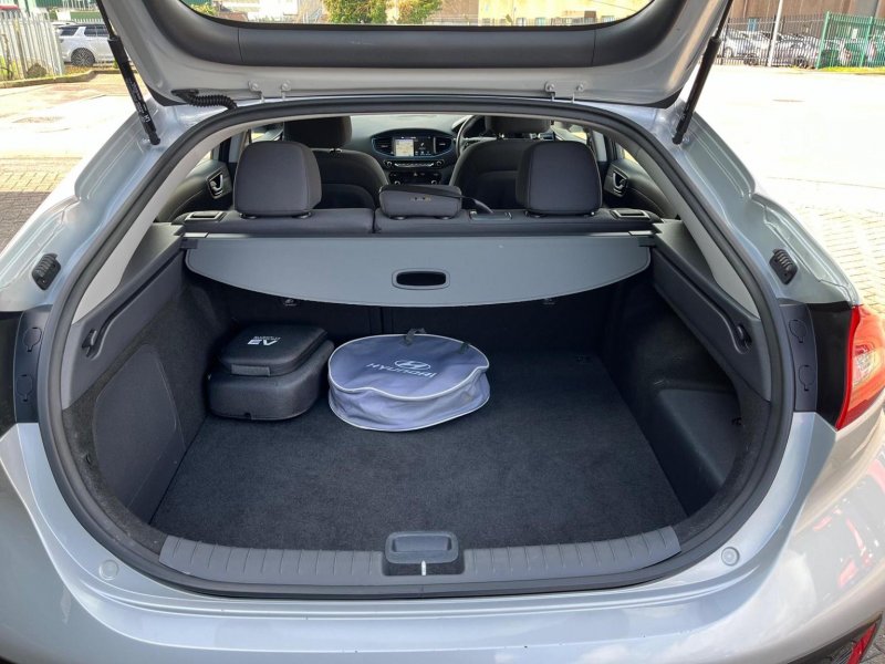 HYUNDAI IONIQ