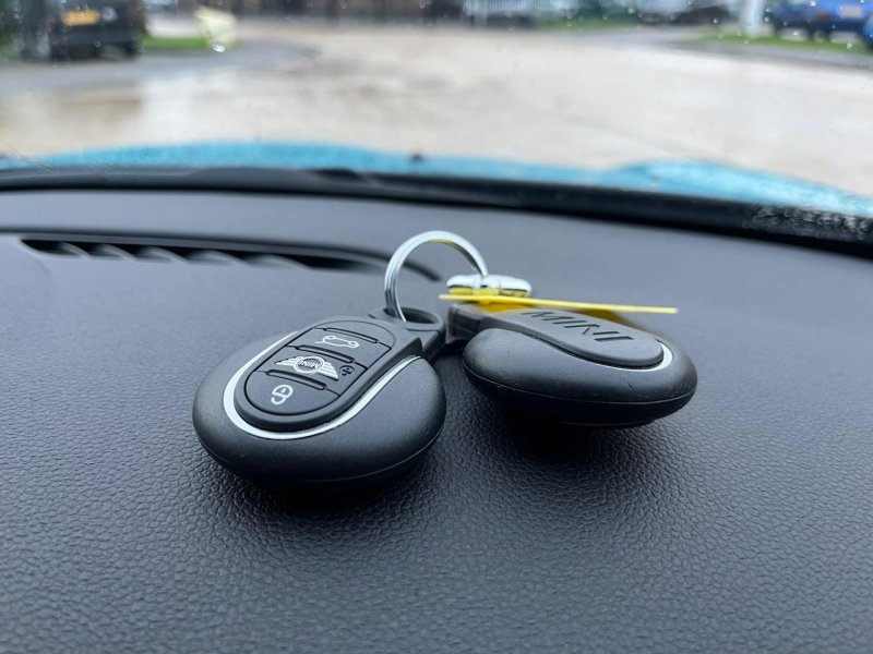 MINI CONVERTIBLE