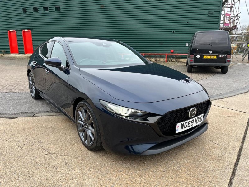 MAZDA MAZDA3