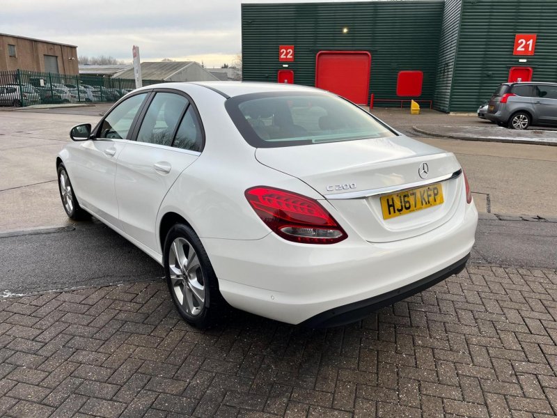 MERCEDES-BENZ C CLASS