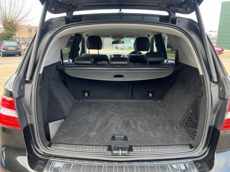MERCEDES-BENZ M CLASS