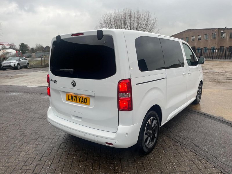 VAUXHALL VIVARO
