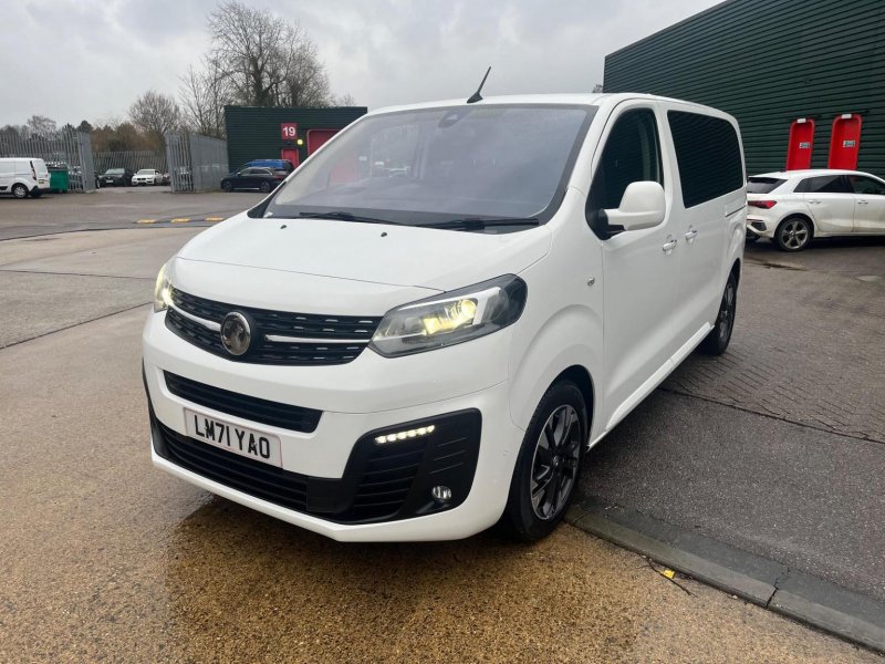 VAUXHALL VIVARO