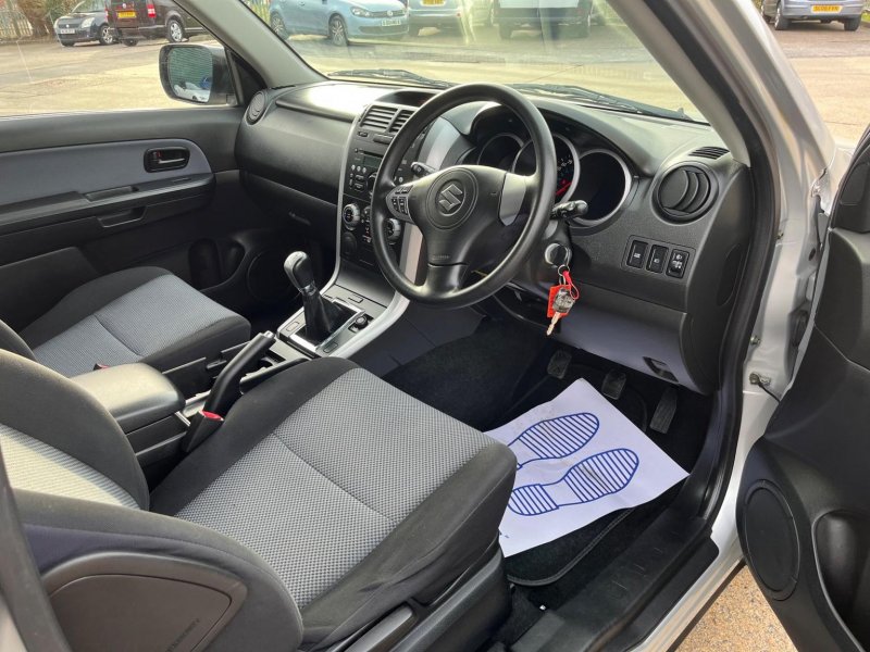 SUZUKI GRAND VITARA