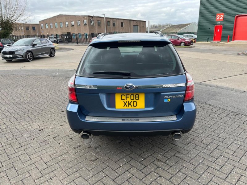 SUBARU OUTBACK