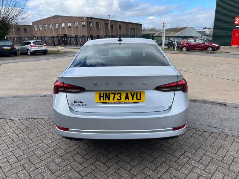 SKODA OCTAVIA