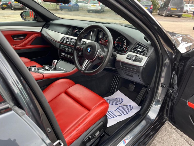 BMW M5