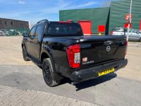 NISSAN NAVARA