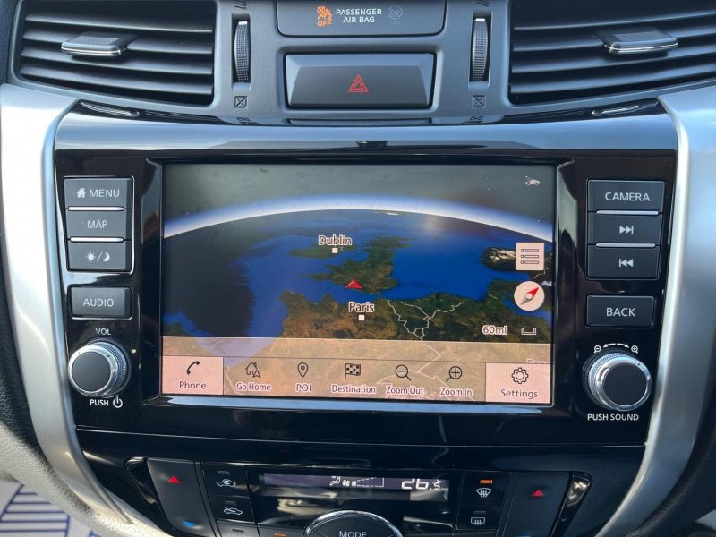 NISSAN NAVARA