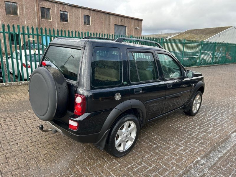LAND ROVER FREELANDER
