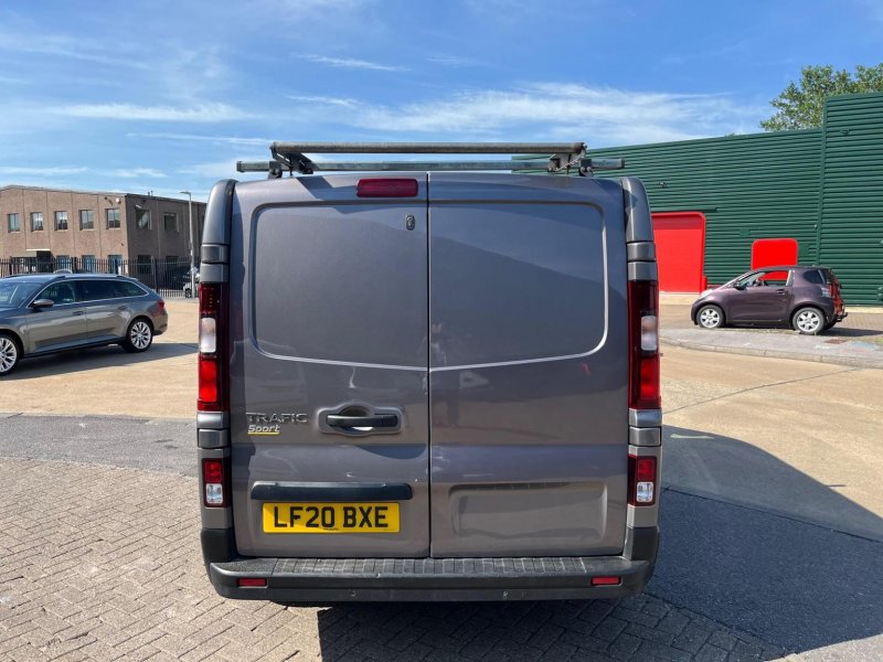 RENAULT TRAFIC