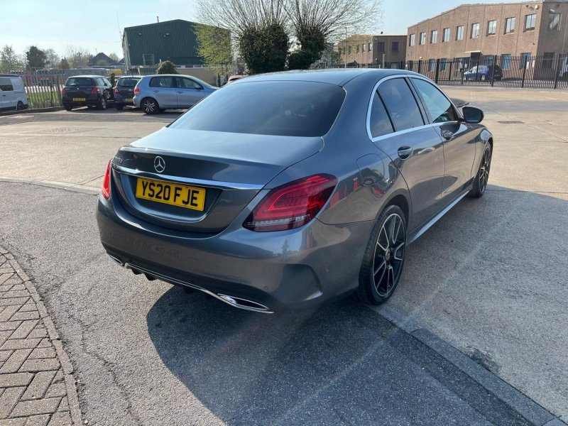 MERCEDES-BENZ C CLASS