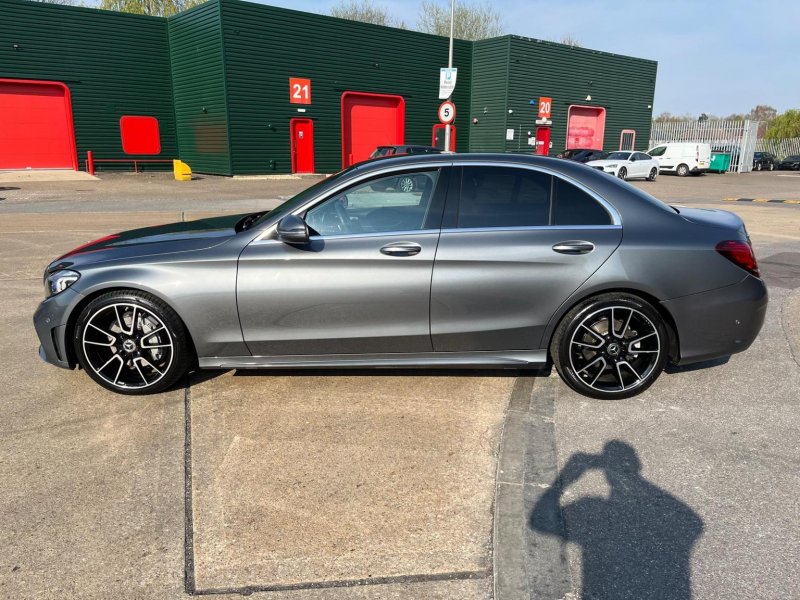 MERCEDES-BENZ C CLASS