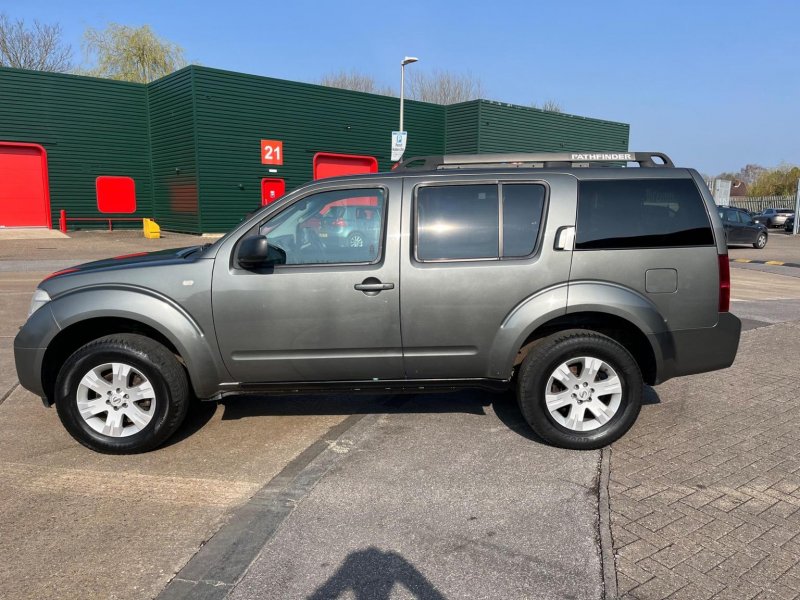 NISSAN PATHFINDER