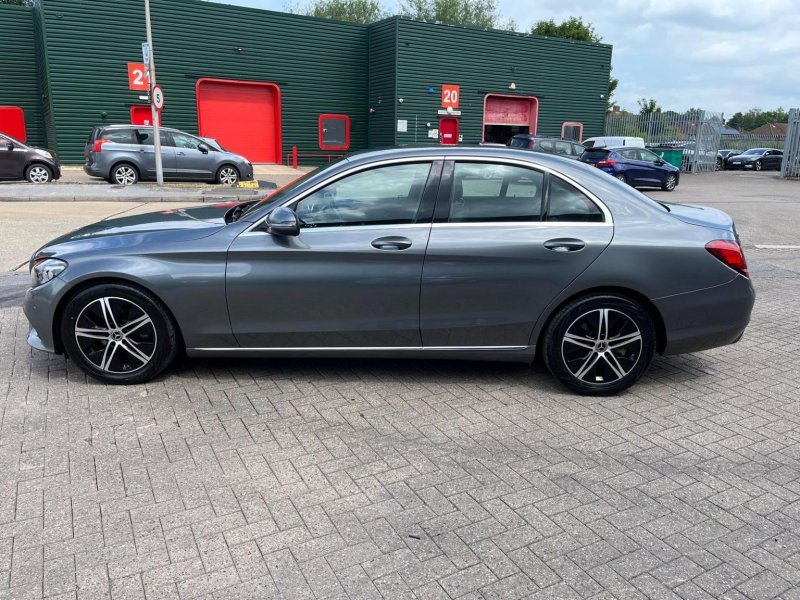 MERCEDES-BENZ C CLASS