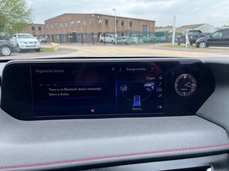 LEXUS UX
