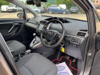 TOYOTA VERSO