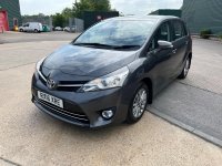 TOYOTA VERSO