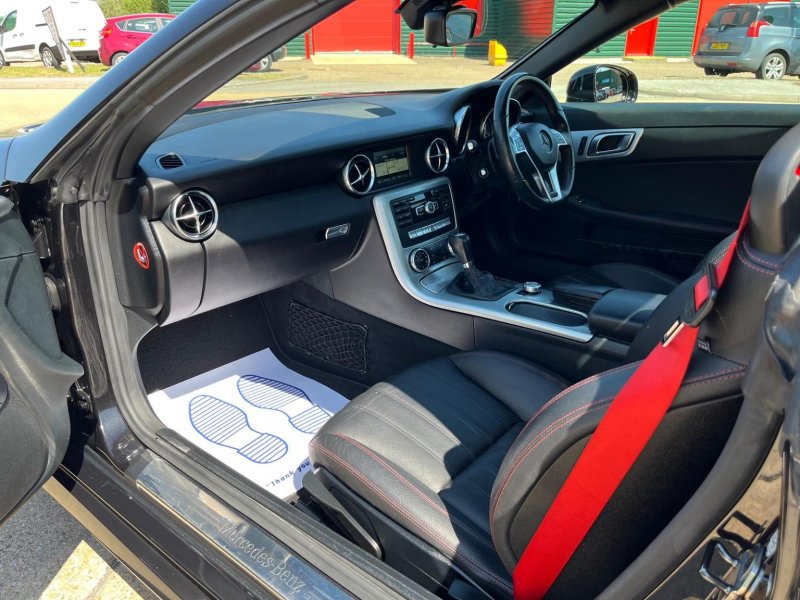 MERCEDES-BENZ SLK