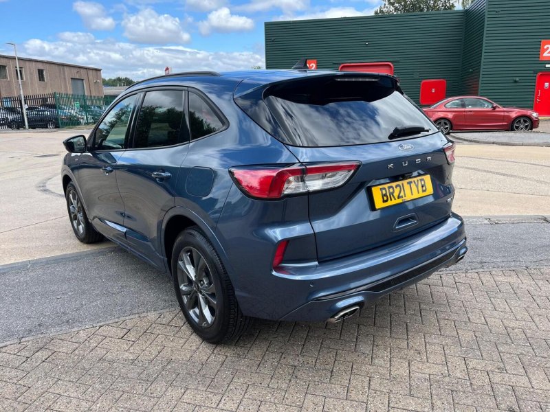 FORD KUGA