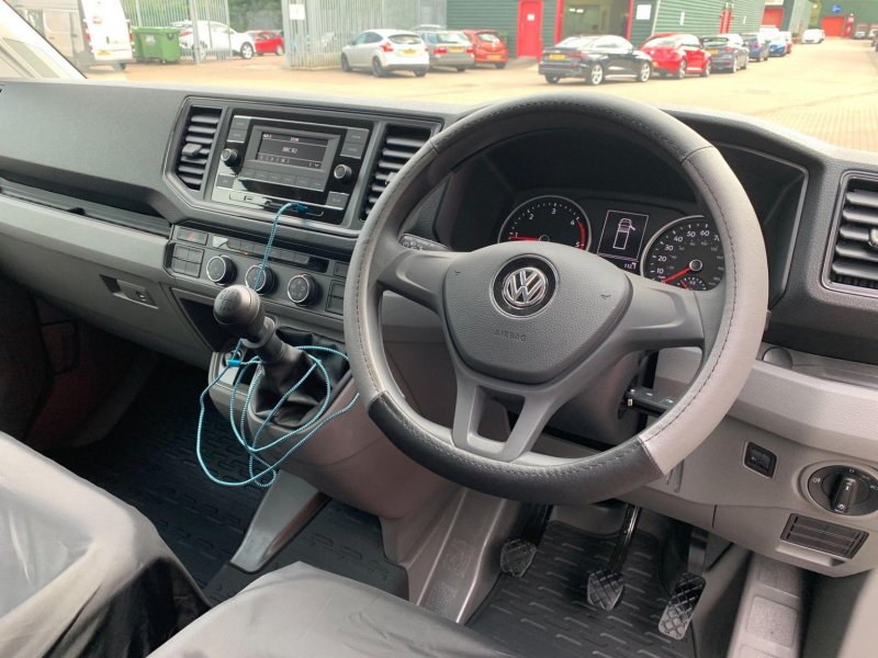VOLKSWAGEN CRAFTER
