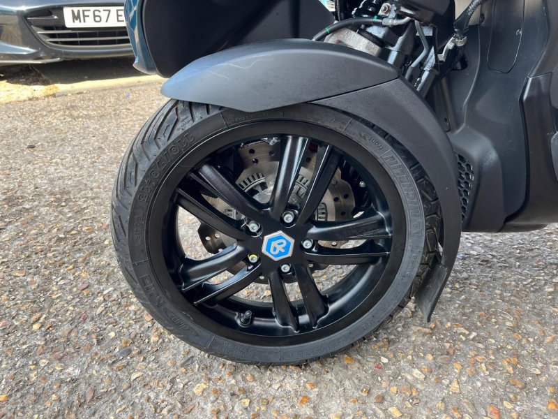 PIAGGIO MP3