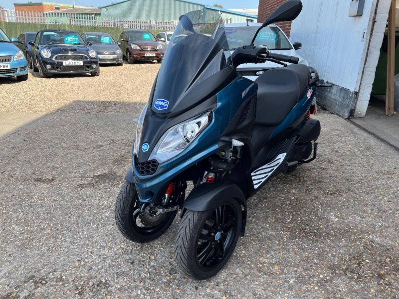 PIAGGIO MP3