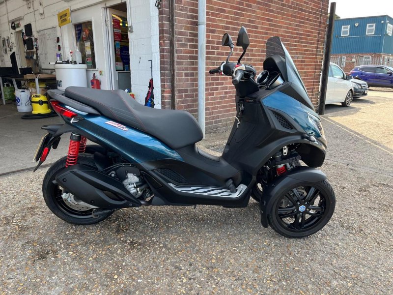PIAGGIO MP3